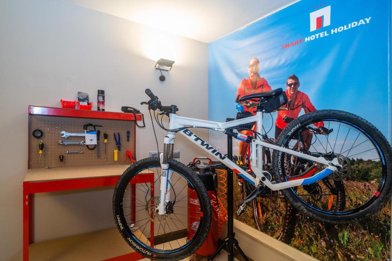 Smart Hotel Holiday Mestre Eksteriør bilde