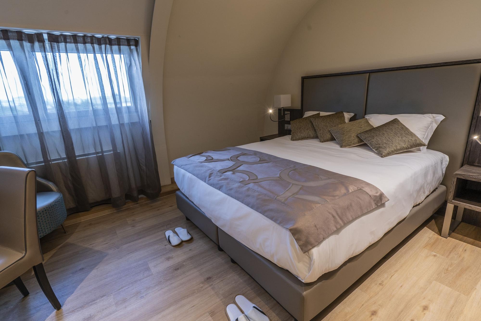 Smart Hotel Holiday Mestre Eksteriør bilde