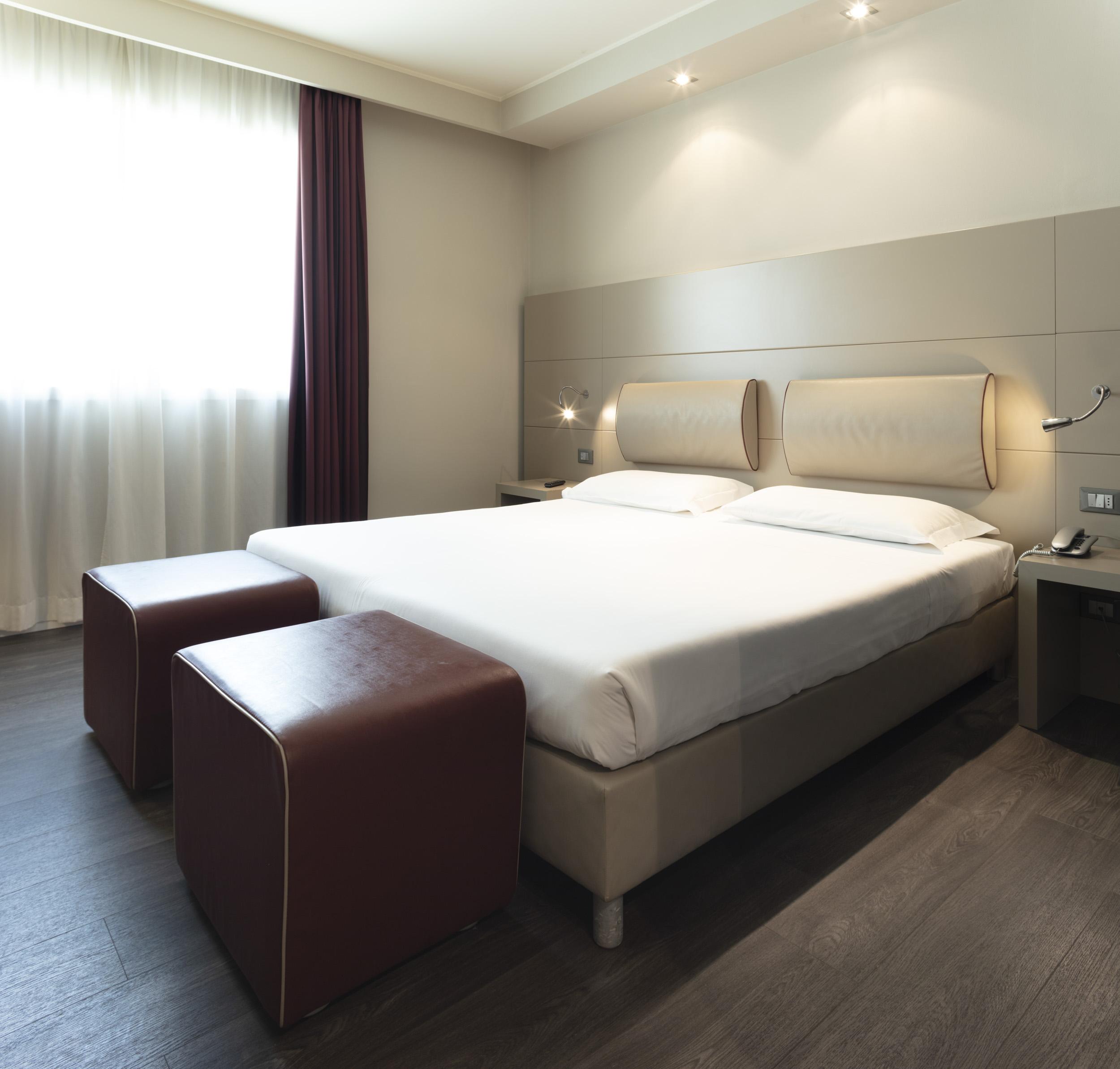 Smart Hotel Holiday Mestre Eksteriør bilde