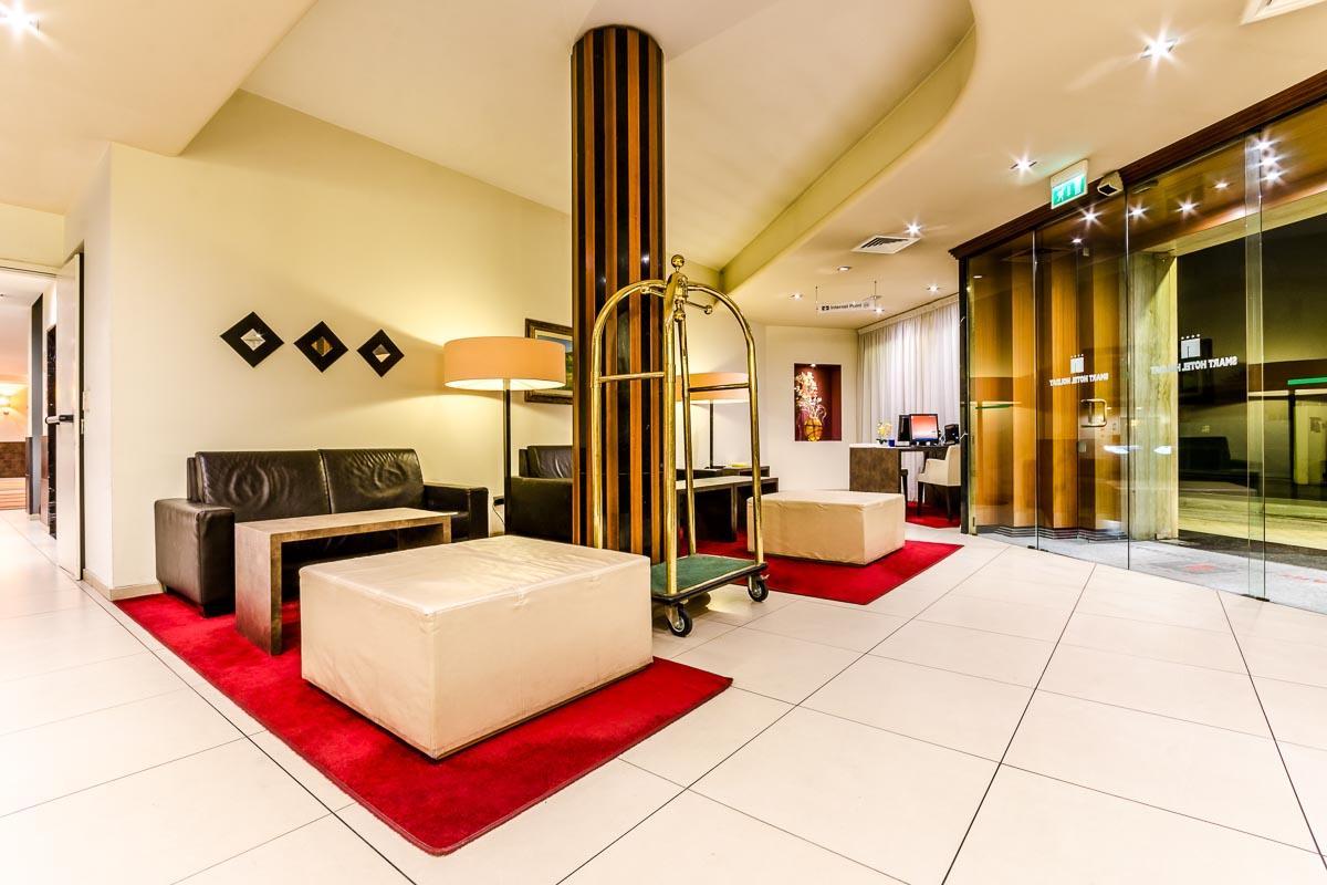 Smart Hotel Holiday Mestre Eksteriør bilde