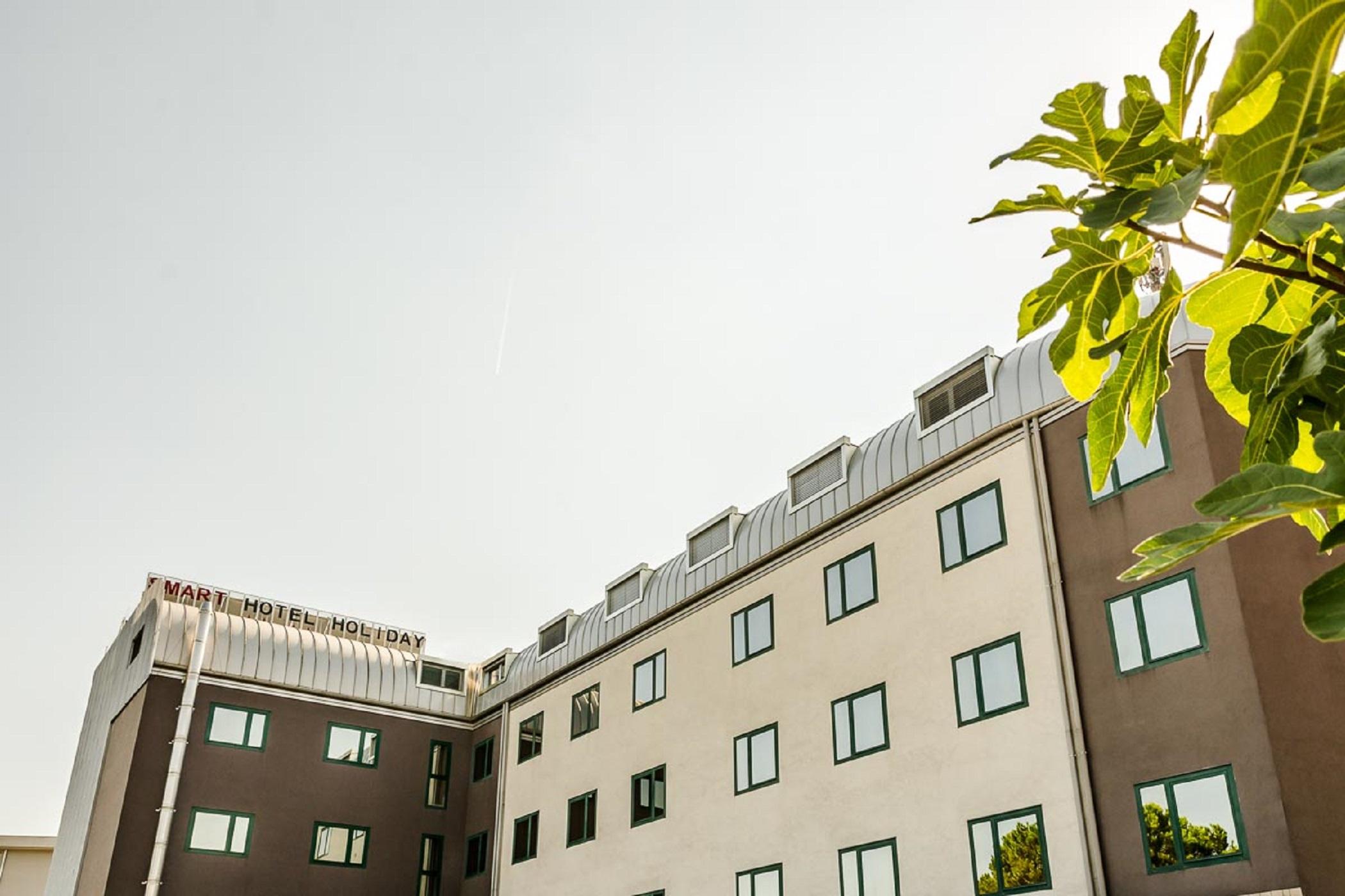 Smart Hotel Holiday Mestre Eksteriør bilde