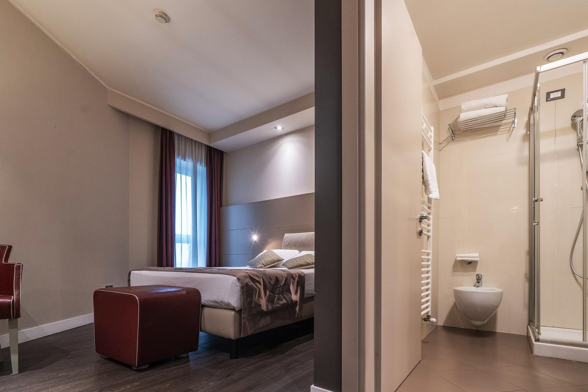 Smart Hotel Holiday Mestre Eksteriør bilde