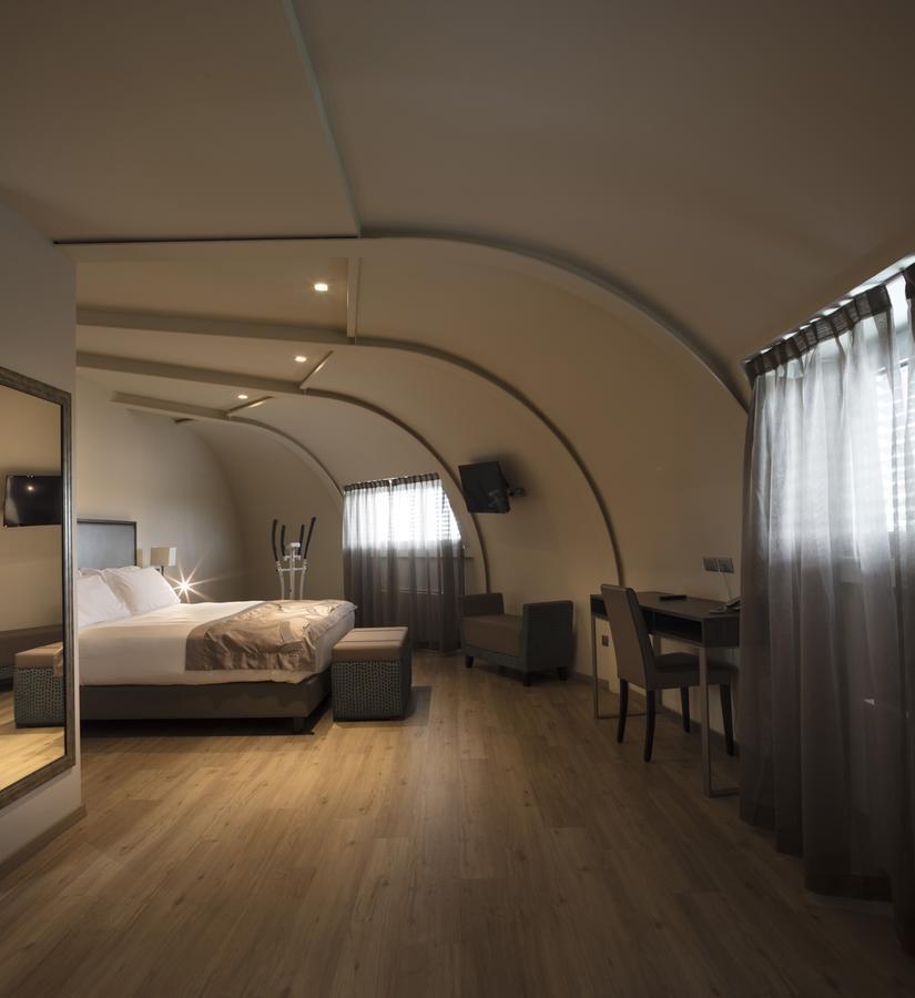 Smart Hotel Holiday Mestre Eksteriør bilde
