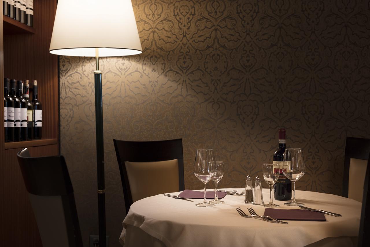 Smart Hotel Holiday Mestre Eksteriør bilde
