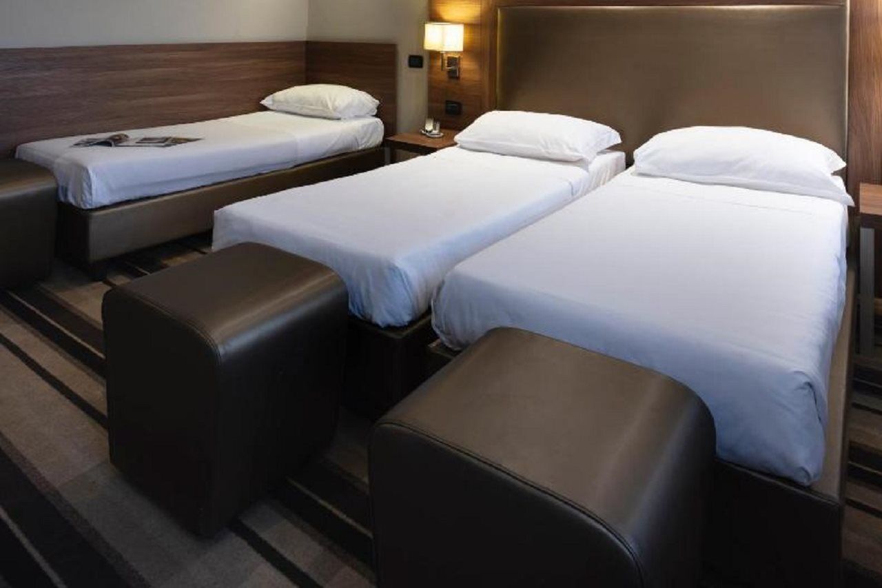 Smart Hotel Holiday Mestre Eksteriør bilde